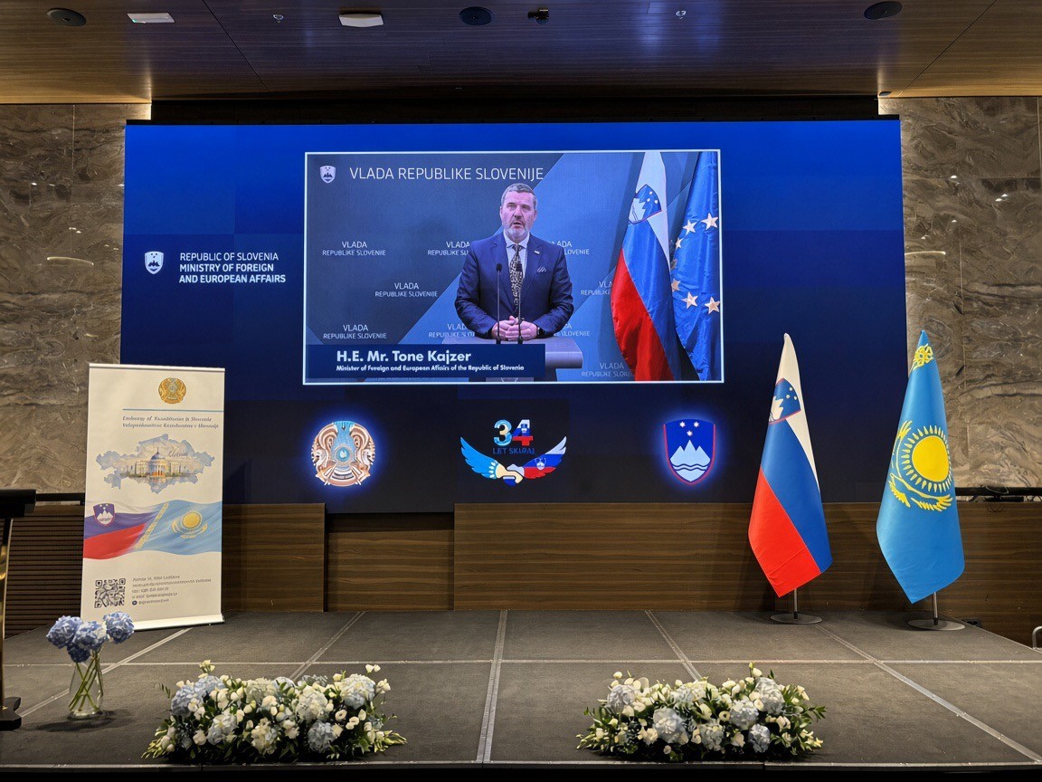 Remarks by H.E. Mr. Altay Abibullayev,  Ambassador of the Republic of Kazakhstan  to the Republic of Slovenia, on the Occasion  of the 36th Anniversary of the Republic Day of Kazakhstan  and the 34th Anniversary of the Establishment of  Diplomatic Relations Between Kazakhstan and Slovenia