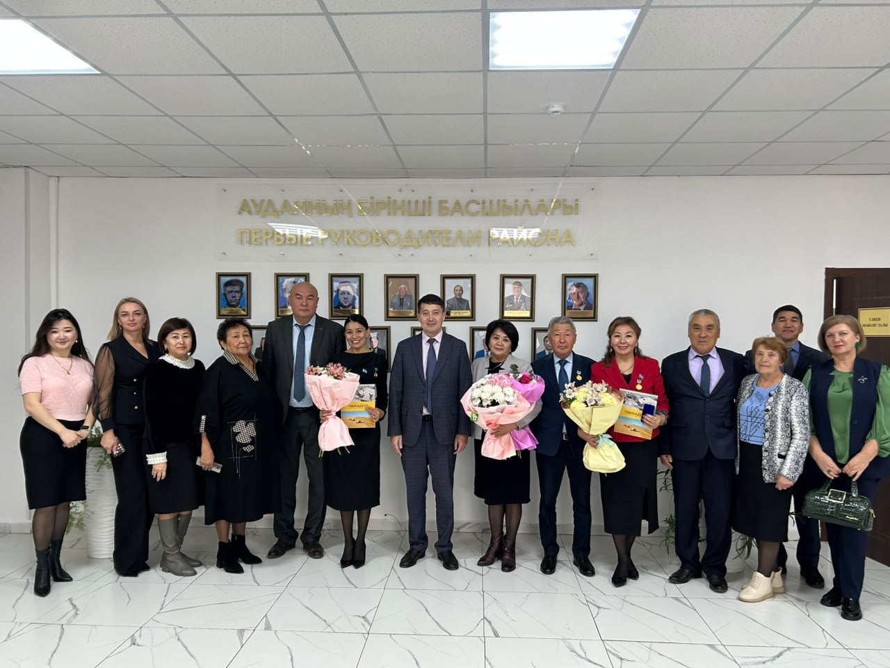 Аудандық мәслихат депутаттарын марапаттау