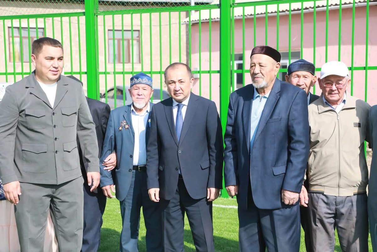 ТҮРКІСТАН: САРЫАҒАШ АУДАНЫНДА ЗАМАНАУИ СПОРТ ЖӘНЕ БАЛАЛАР ОЙЫН АЛАҢШАЛАРЫ АШЫЛДЫ
