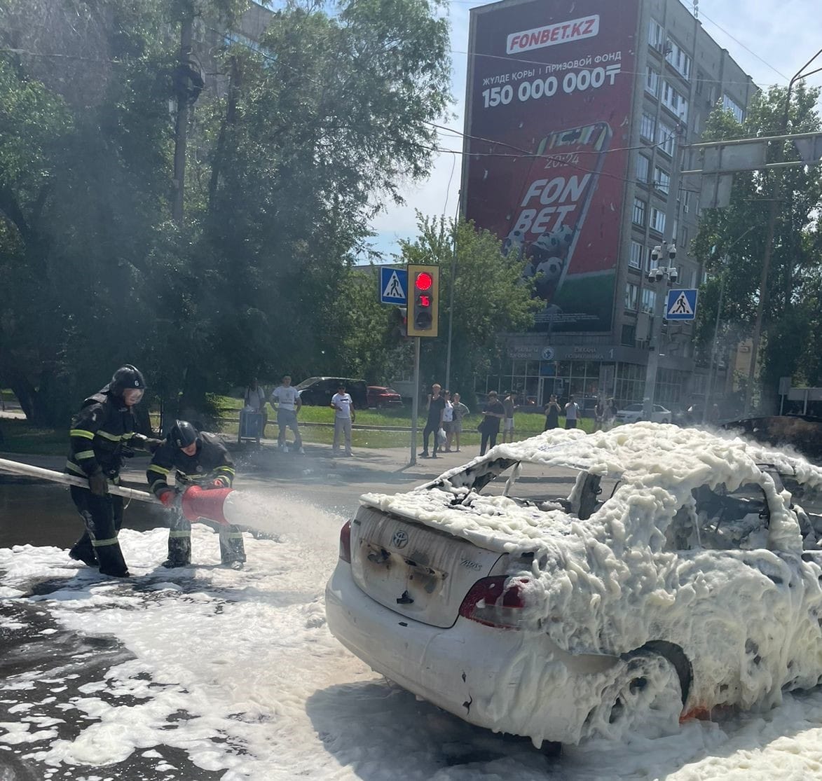 Құтқарушылар автокөліктердегі өрттің шығу себептерін түсіндірді
