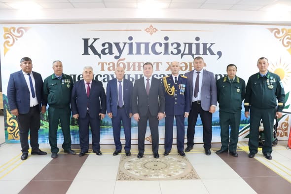 Орман шаруашылығы қызметкерлері күніне, Құтқарушылар күніне және санитарлық-эпидемиологиялық қызмет қызметкерлері күніне арналған салтанатты іс-шара.