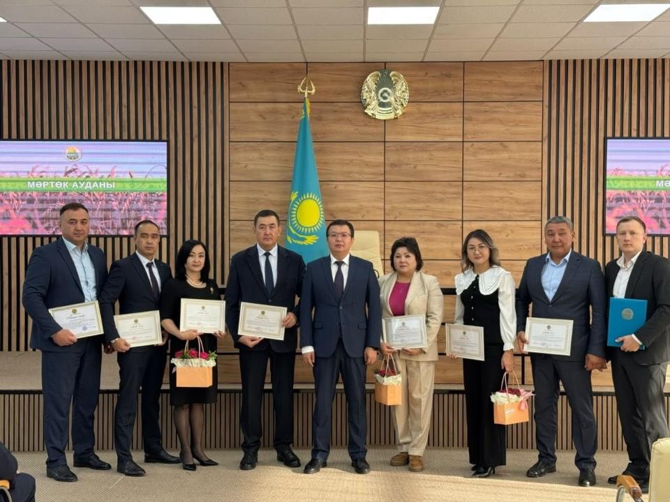 ⚜️ ЕЛ ИГІЛІГІ ЖОЛЫНДАҒЫ ЕСЕЛІ ЕҢБЕККЕ ҚҰРМЕТ