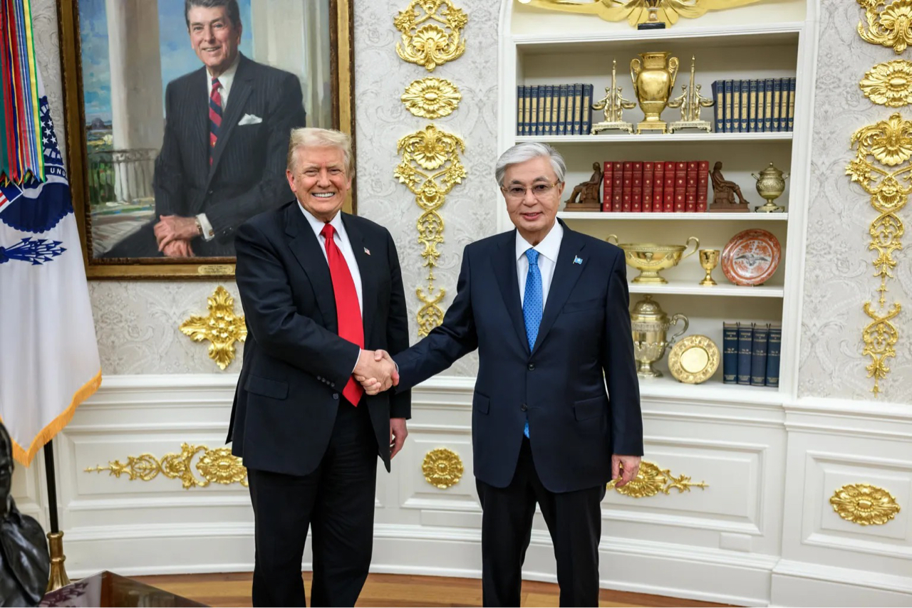 Президент Дональд Трамп Қасым-Жомарт Тоқаевты Республика күнімен құттықтады