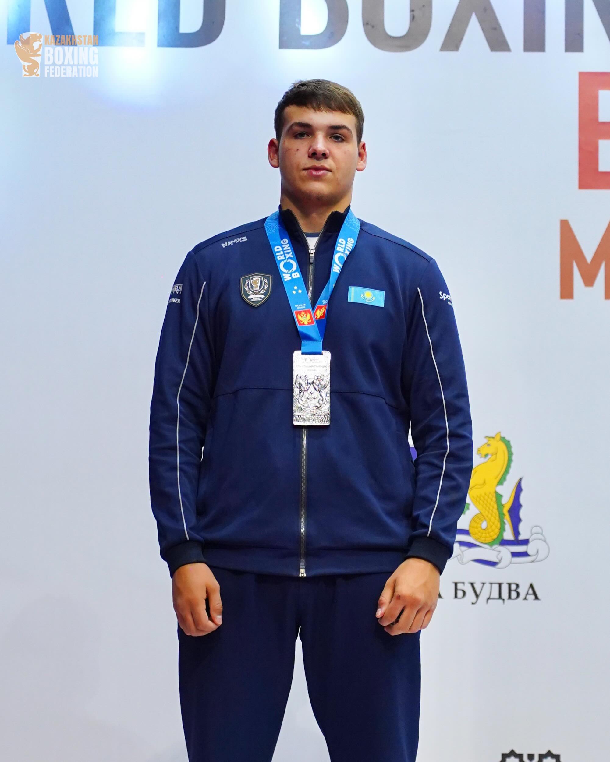 Ұлытаулық боксшы әлем чемпионатының күміс жүлдегері атанды