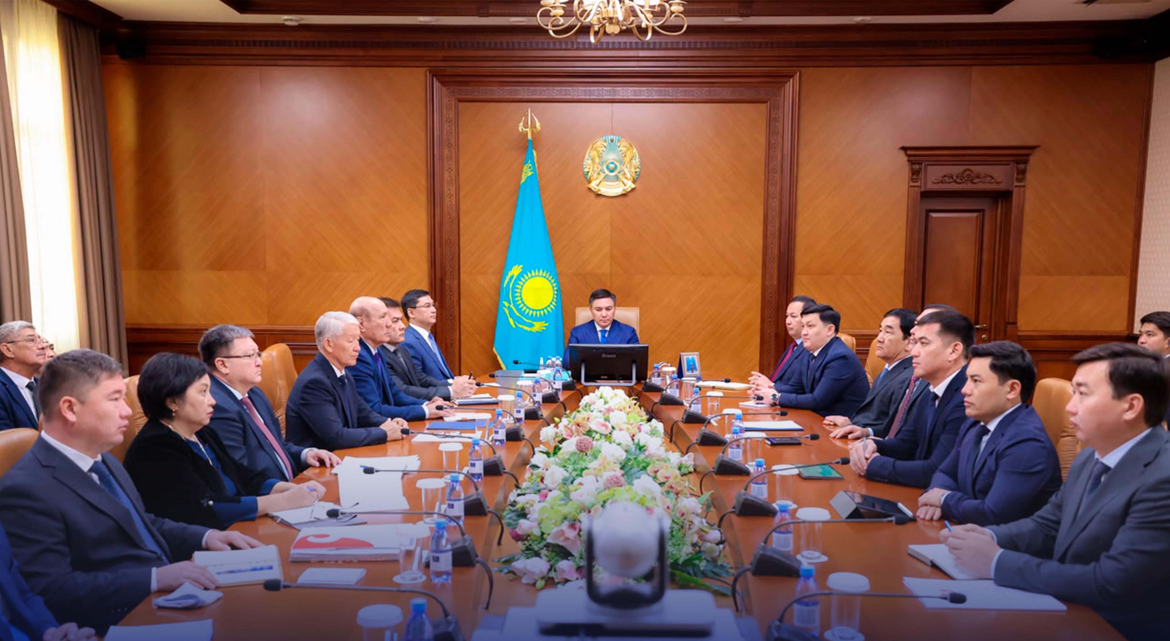 ШЫМКЕНТ ҚАЛАСЫНЫҢ ӘКІМДІГІ ПРЕЗИДЕНТ ЖОЛДАУЫМЕН ТАНЫСТЫ