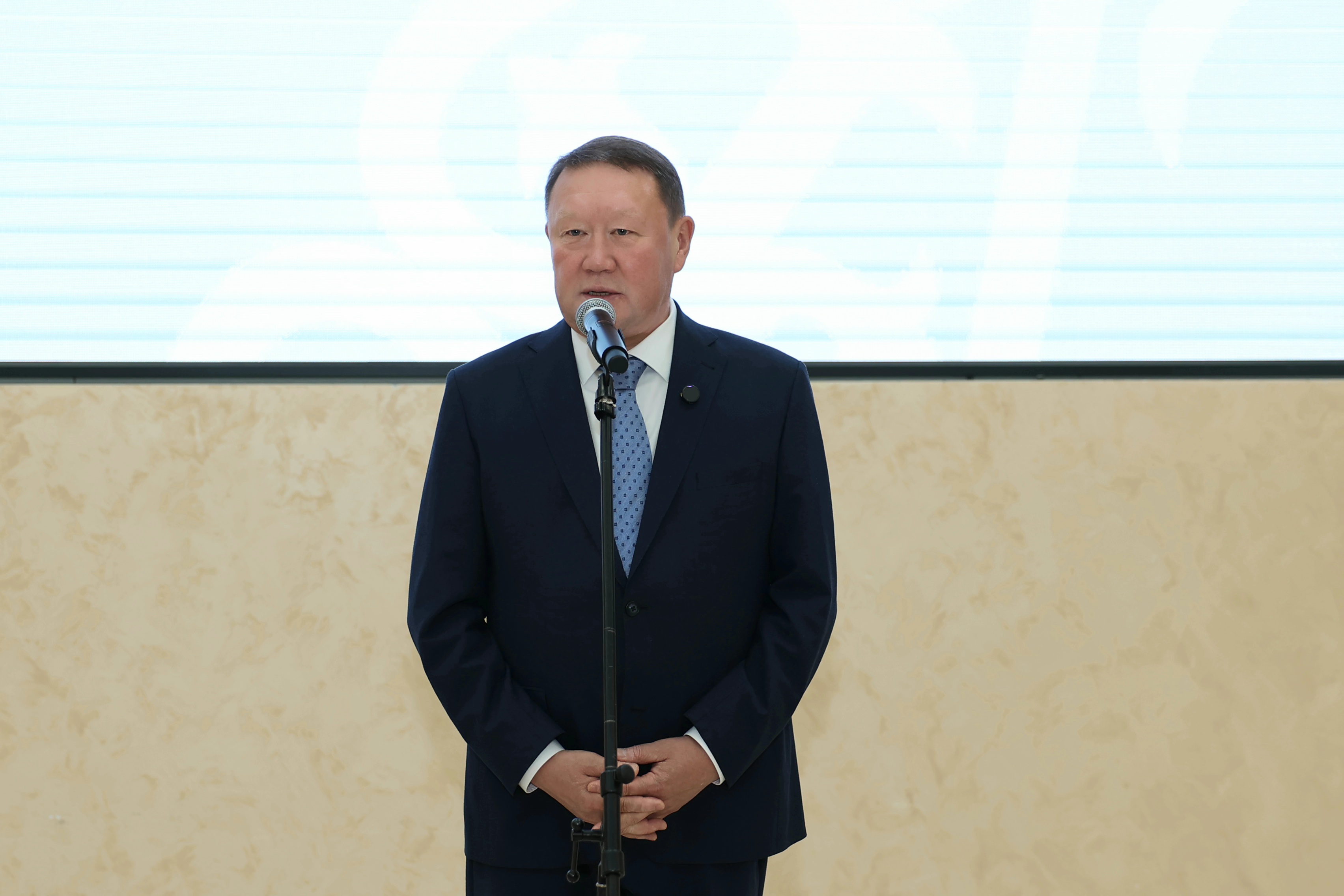Аймақ басшысы журналистерді марапаттады