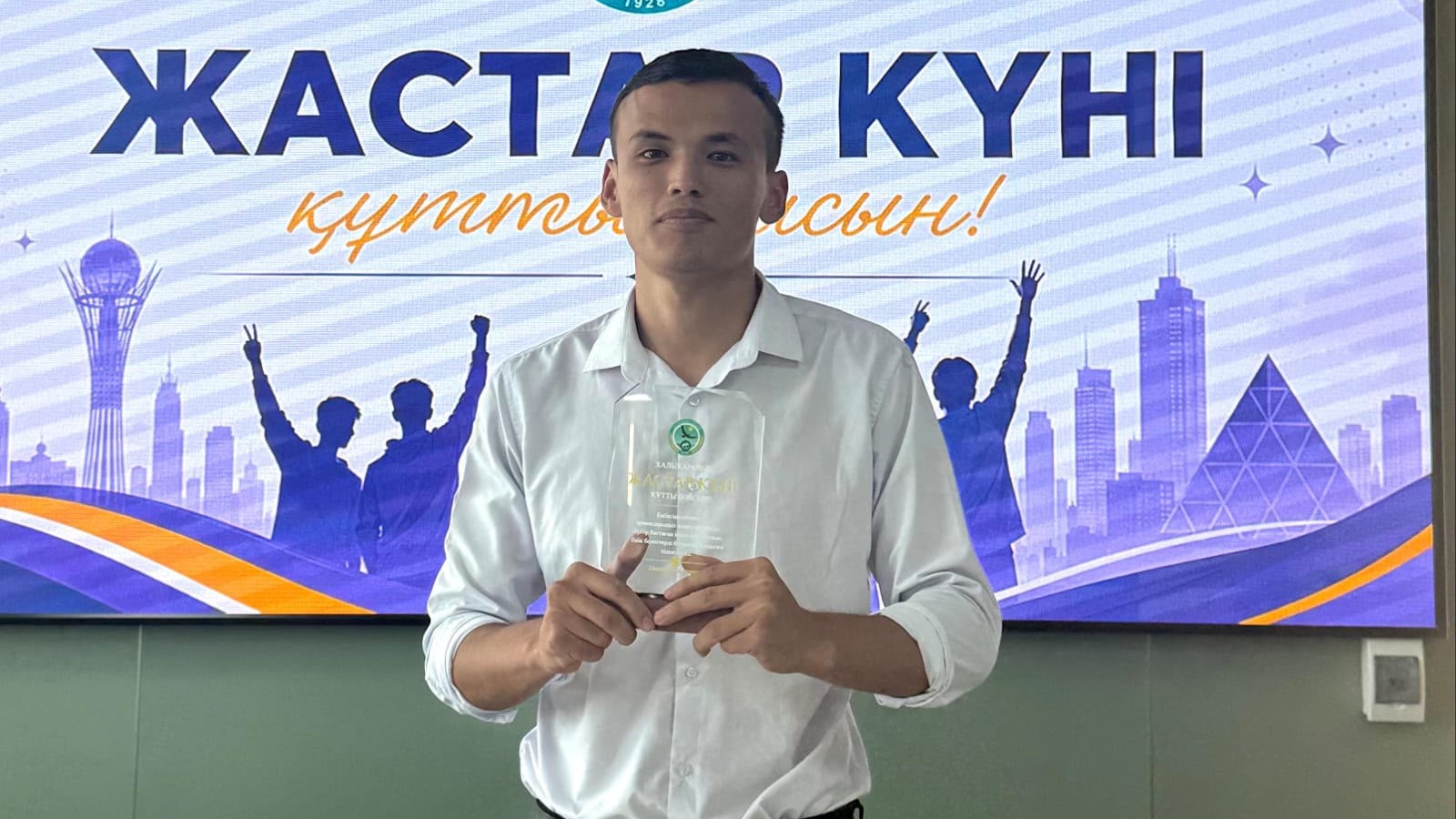 Ғылымға қазақша жол ашқан жоба: ақмолалық ұстаз жасанды интеллект мүмкіндіктерін дамытуда