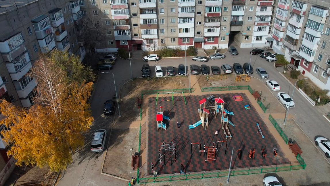 Шахтинскіде балаларға арналған жеті жаңа ойын алаңы салынды