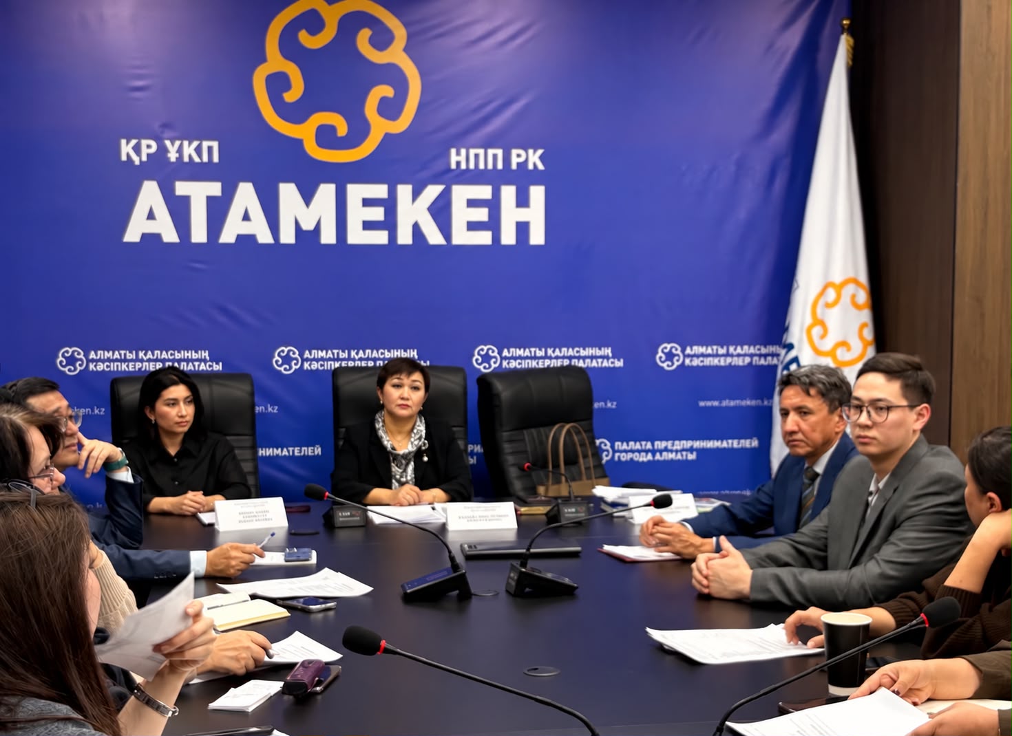 29 октября 2026 года состоялся круглый стол на тему «Соблюдение санитарно-эпидемиологических требований на промышленных объектах в рамках проекта „Здоровые рабочие места“»